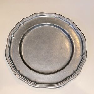 Country Ware Armetale metal Large 14” platter. Oven and range safe.